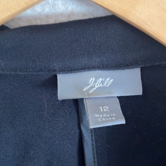 J. JILL SOLID BLACK JACKET SIZE 12 - Picture 2 of 3